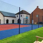 Holiday home Sandy Shores, The Bay, 2 Bedrooms With Ensuites, Balcony With Sea View, Parking With Ev Point, 2 Dogs Welcome Filey