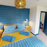 Holiday home Sandy Shores, The Bay, 2 Bedrooms With Ensuites, Balcony With Sea View, Parking With Ev Point, 2 Dogs Welcome *