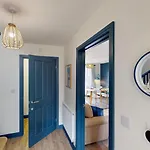 Prázdninový dům Sandy Shores, The Bay, 2 Bedrooms With Ensuites, Balcony With Sea View, Parking With Ev Point, 2 Dogs Welcome Filey